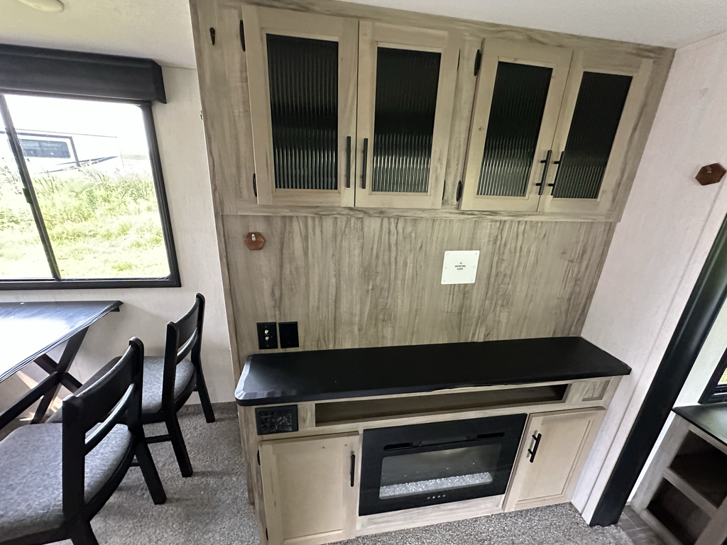 2022_ForestRiver_3550SUITE