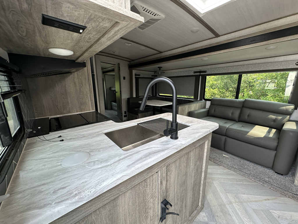 2021_ForestRiver_314BUD