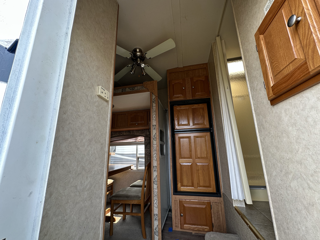 2006_FOREST_RIVER_8288SS