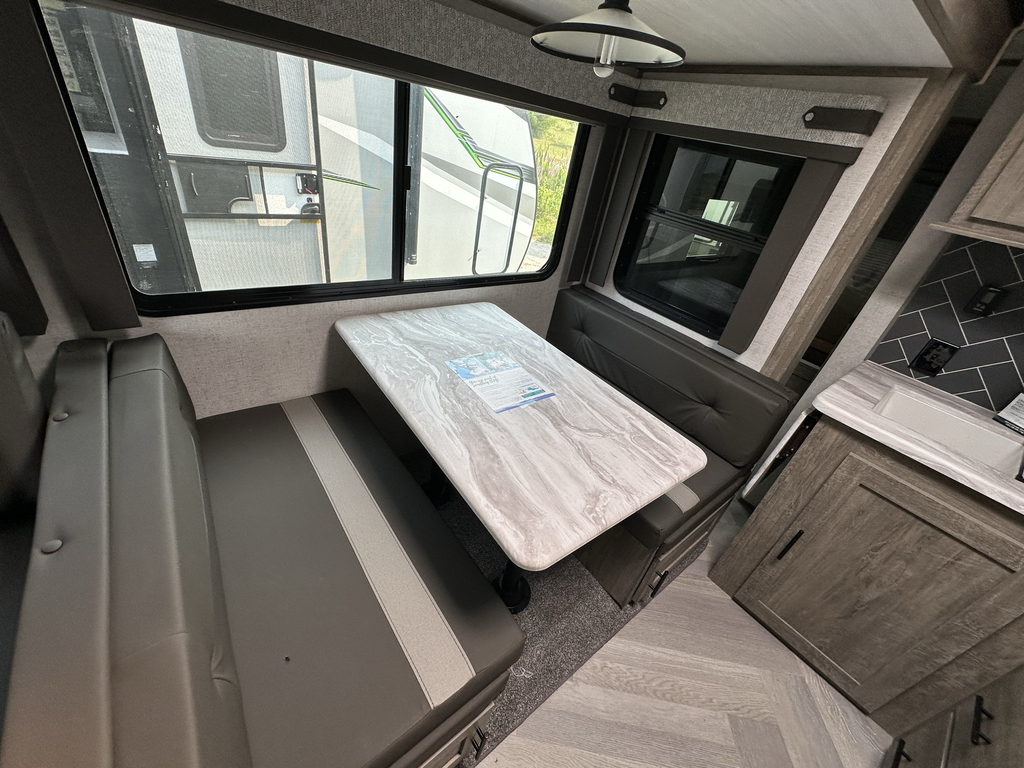 2021_SALEM_HEMISPHERE_25RBHL