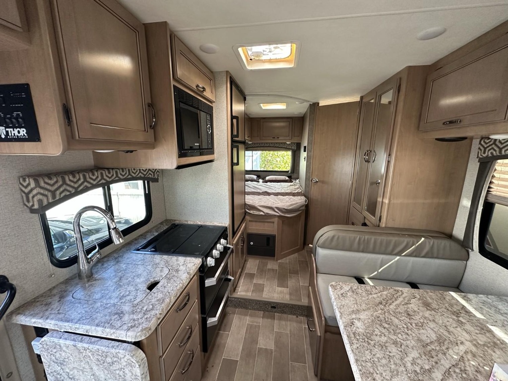 2020 Thor 22e 