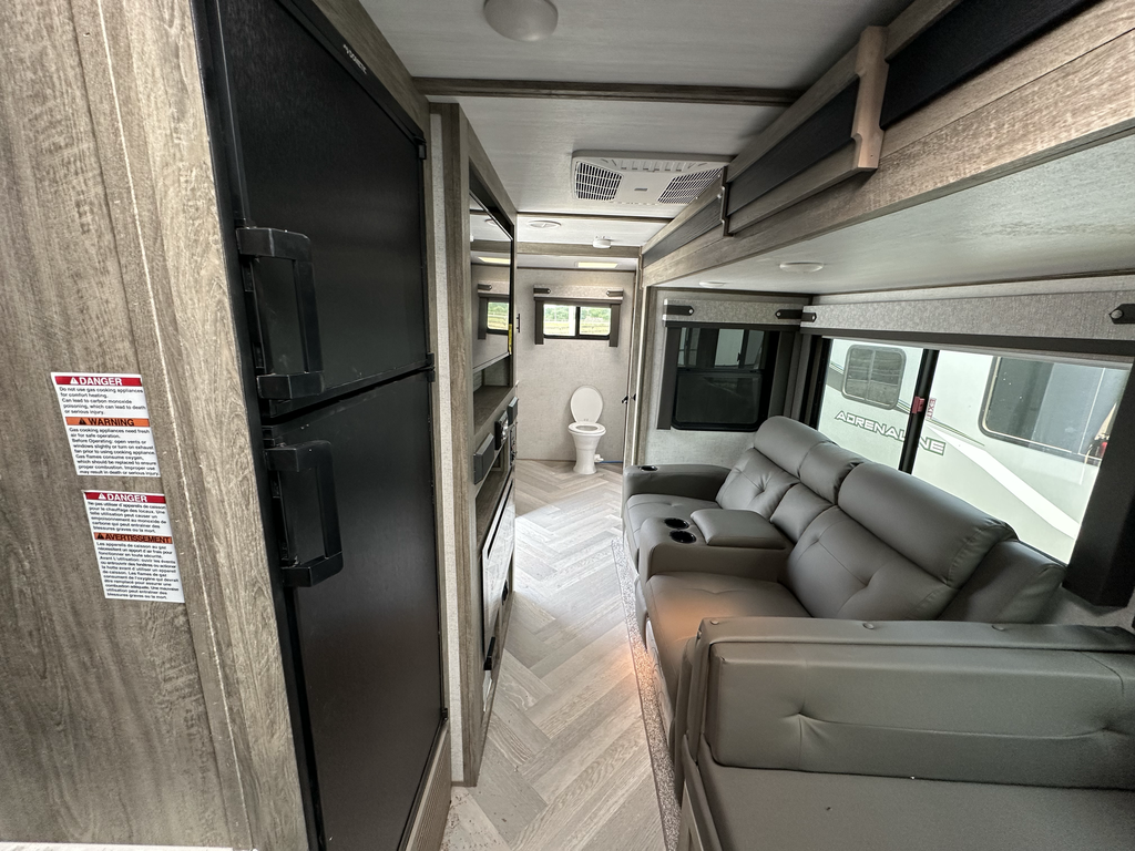 2021_SALEM_HEMISPHERE_25RBHL