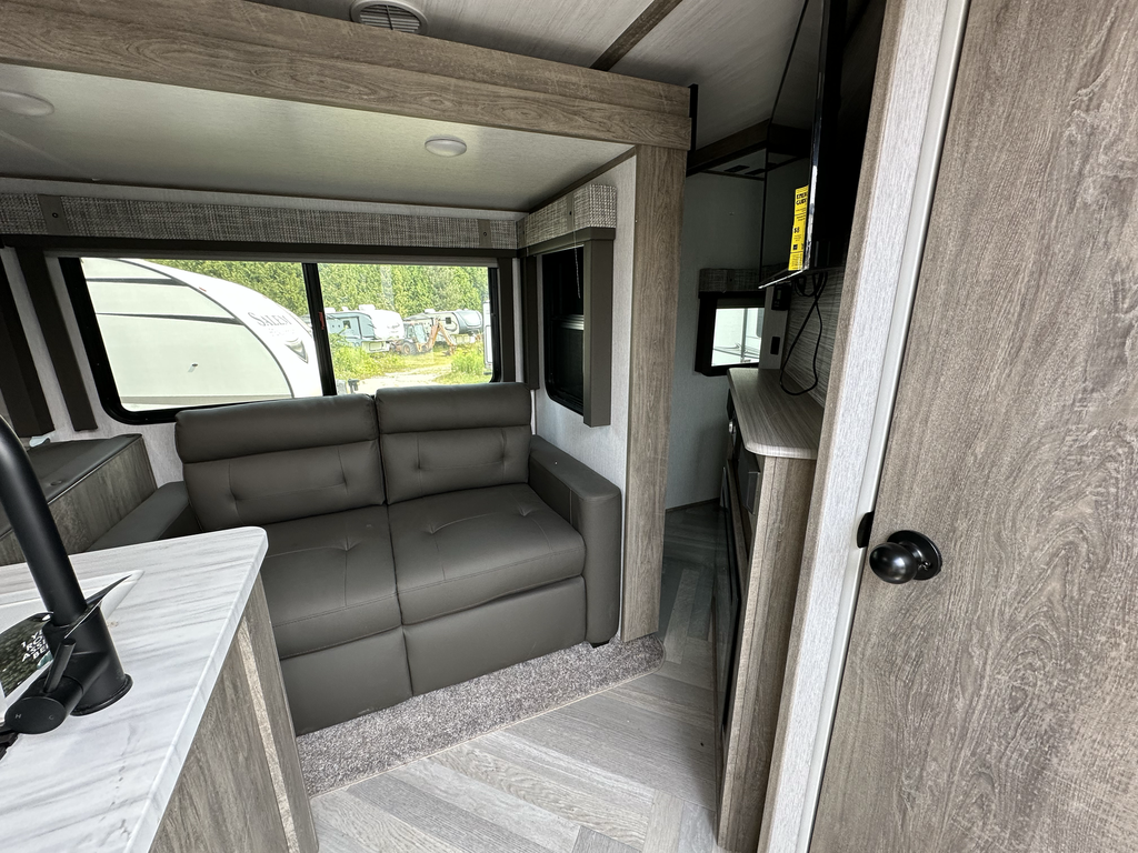 2021_SALEM_HEMISPHERE_26BHHL