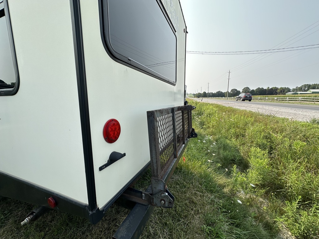 2020 SALEM HEMISPHERE 24RLHL