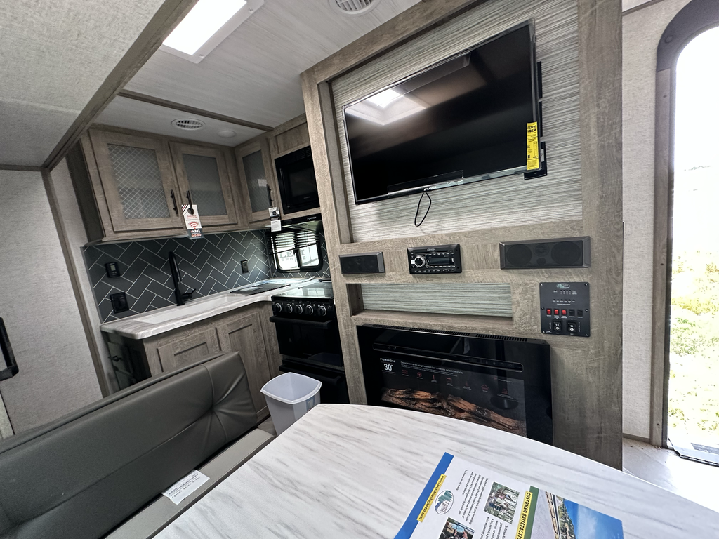 2022_SALEM_HEMISPHERE_23BHHL