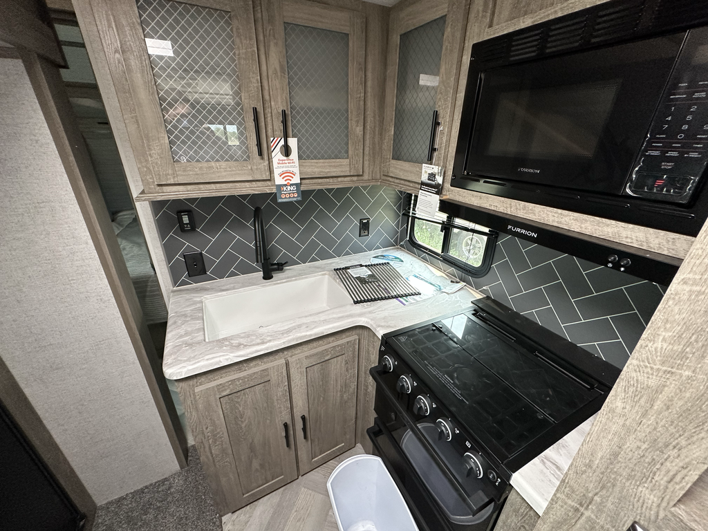 2022_SALEM_HEMISPHERE_23BHHL