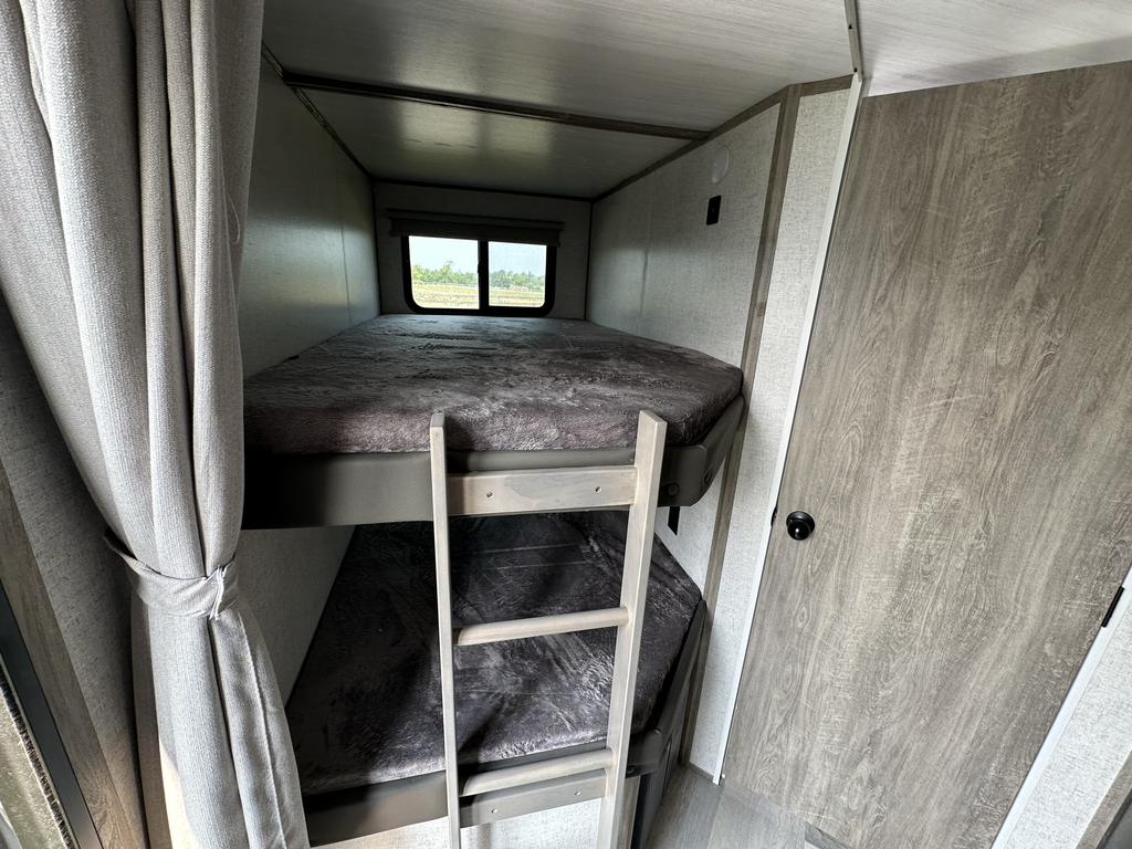 2022_SALEM_HEMISPHERE_23BHHL