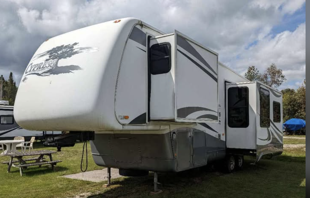 2007 Keystone 27d 
